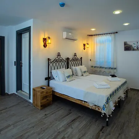 Akkum Hotel 2*