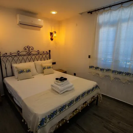 Akkum Hotel 2*